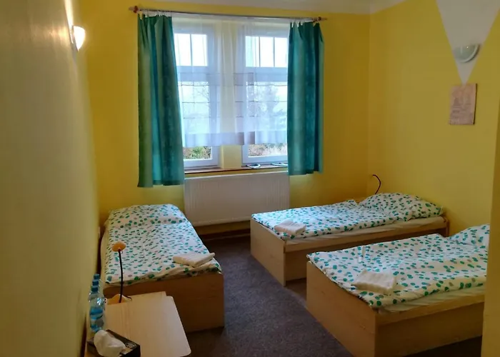 Modra Hvezda Hotel Sadska